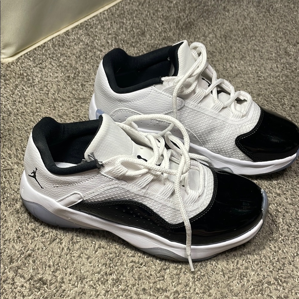 Jordan Youth Sneakers - Black and White